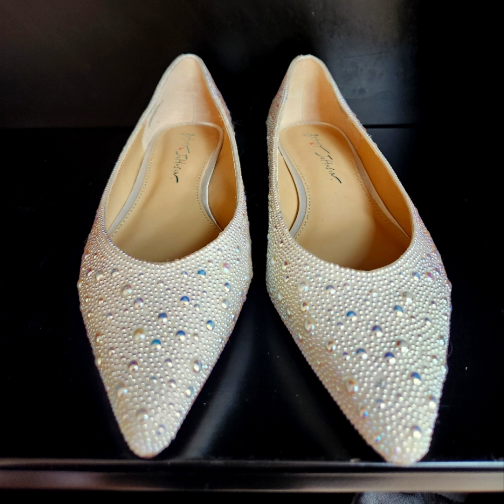 Betsy Johnson Women's "Jude" Ballet Flats in 'Pearl' Sz 9M